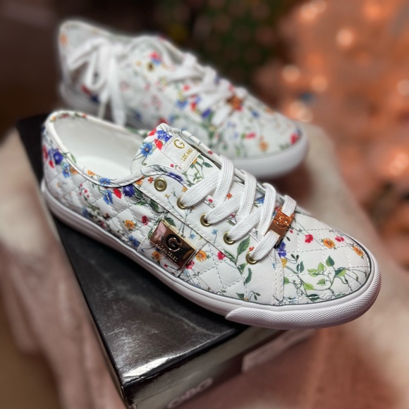 Beautiful Womens GBG Los Angeles Shoes - Picture 13 of 15